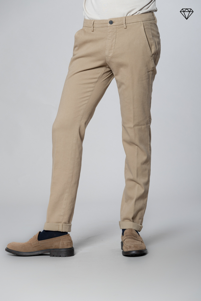 Torino pantalon chino homme en coton cachemire slim fit ①