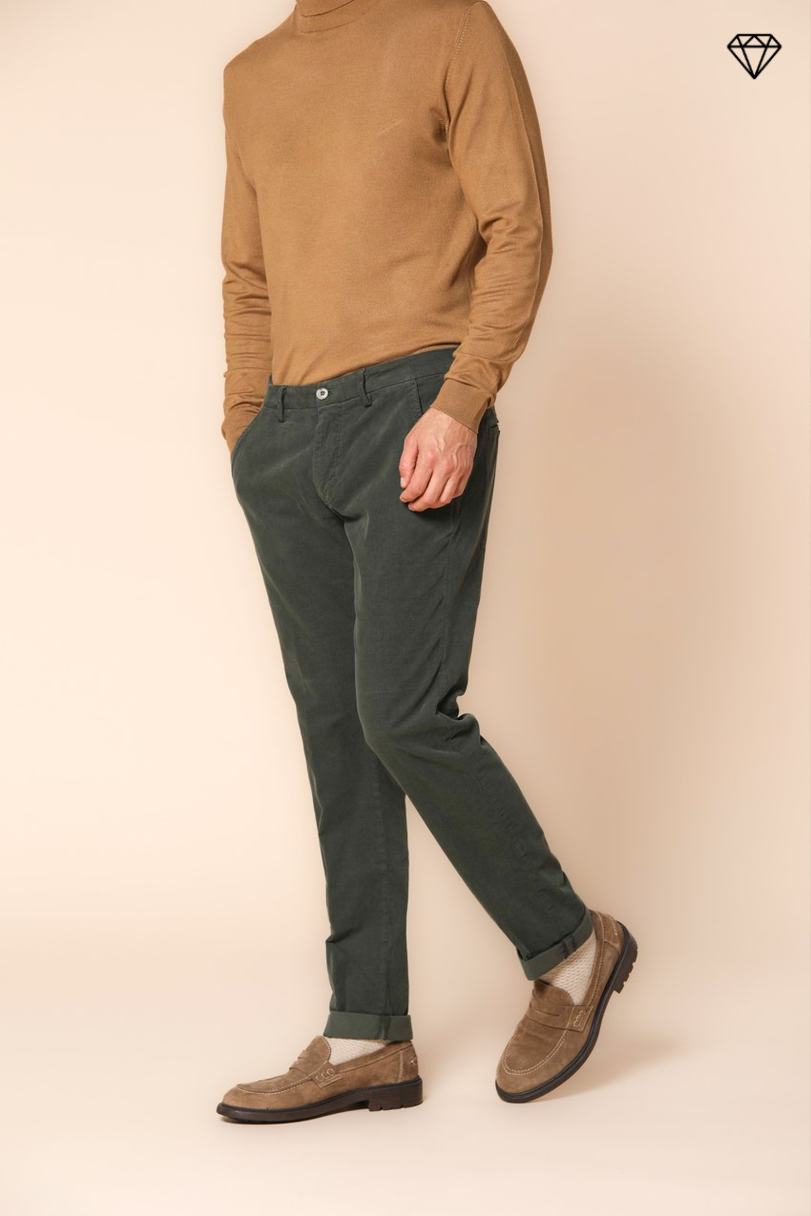 Torino pantalón chino hombre en pana 1500 rayas ajuste slim