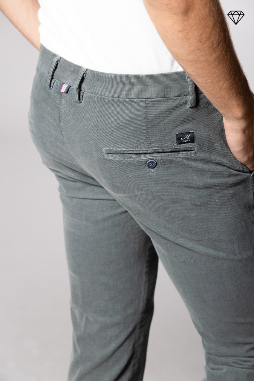 Torino men's chino pants in 1500 wale corduroy slim fit ①