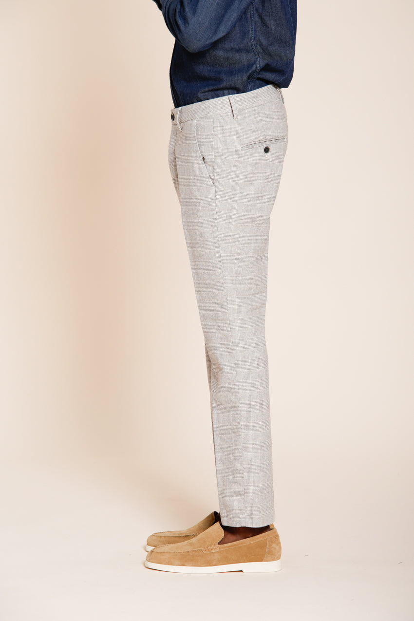 Torino pantalón chino hombre estampado príncipe de Gales con hilo oscuro slim fit