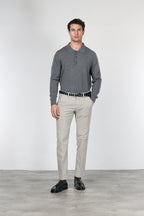 Torino Chinohose für Herren aus 1000-Rippen-Feincord, Slim Fit ①