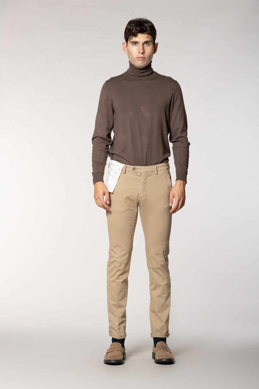 Torino Flex men's chino pants in satin slim fit