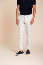 Torino Flex pantalon chino homme en gabardine stretch slim fit ①
