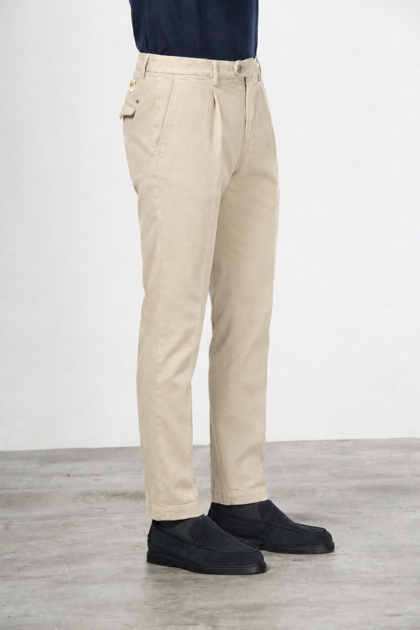 Torino 1 Pinces Flex pantalone chino uomo in twill di cotone e cashmere slim fit