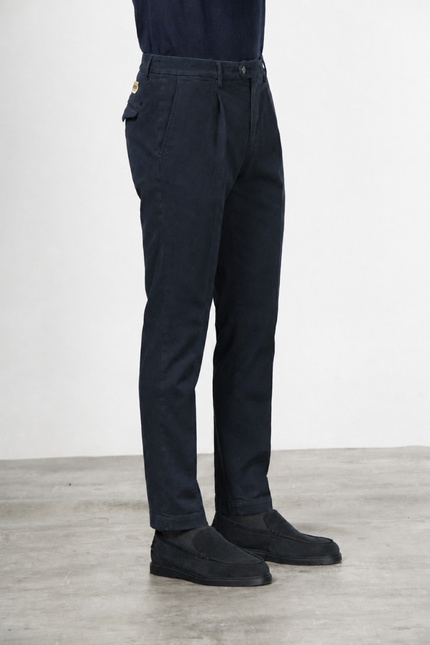 Torino 1 Pinces Flex men’s chino pants in cotton and cashmere twill with slim fit