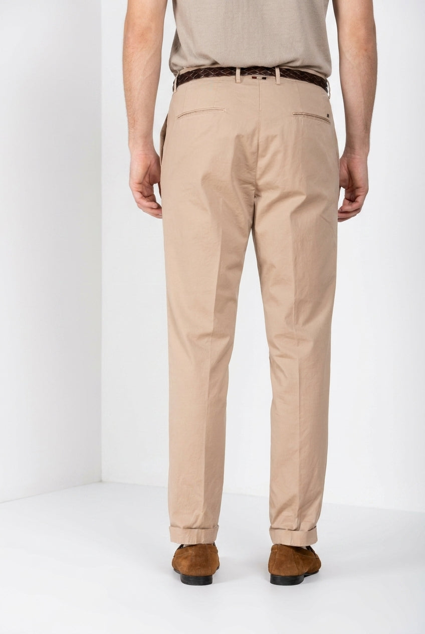 Boston pantalón chino hombre en twill ligero stretch relaxed fit
