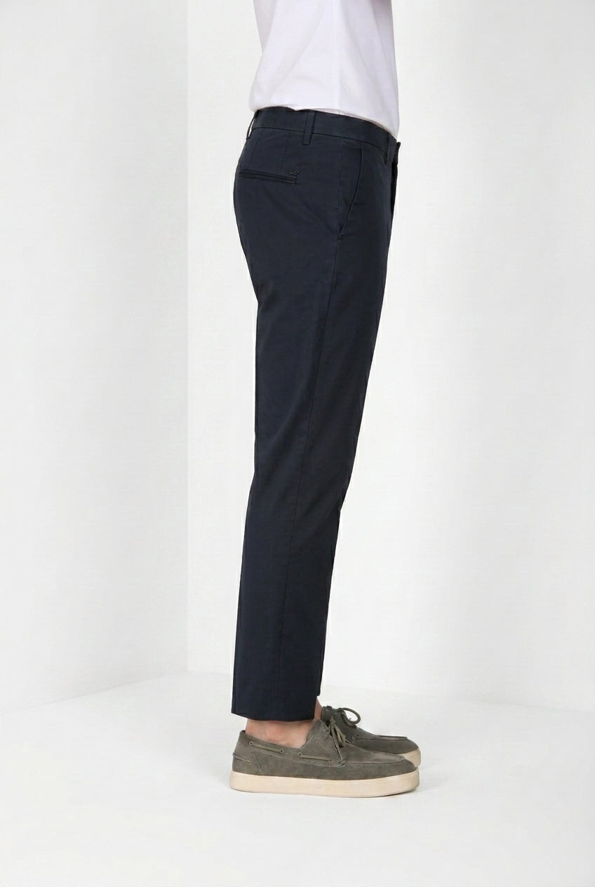 Boston pantalón chino hombre en twill ligero stretch relaxed fit