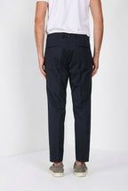 Boston pantalón chino hombre en twill ligero stretch relaxed fit