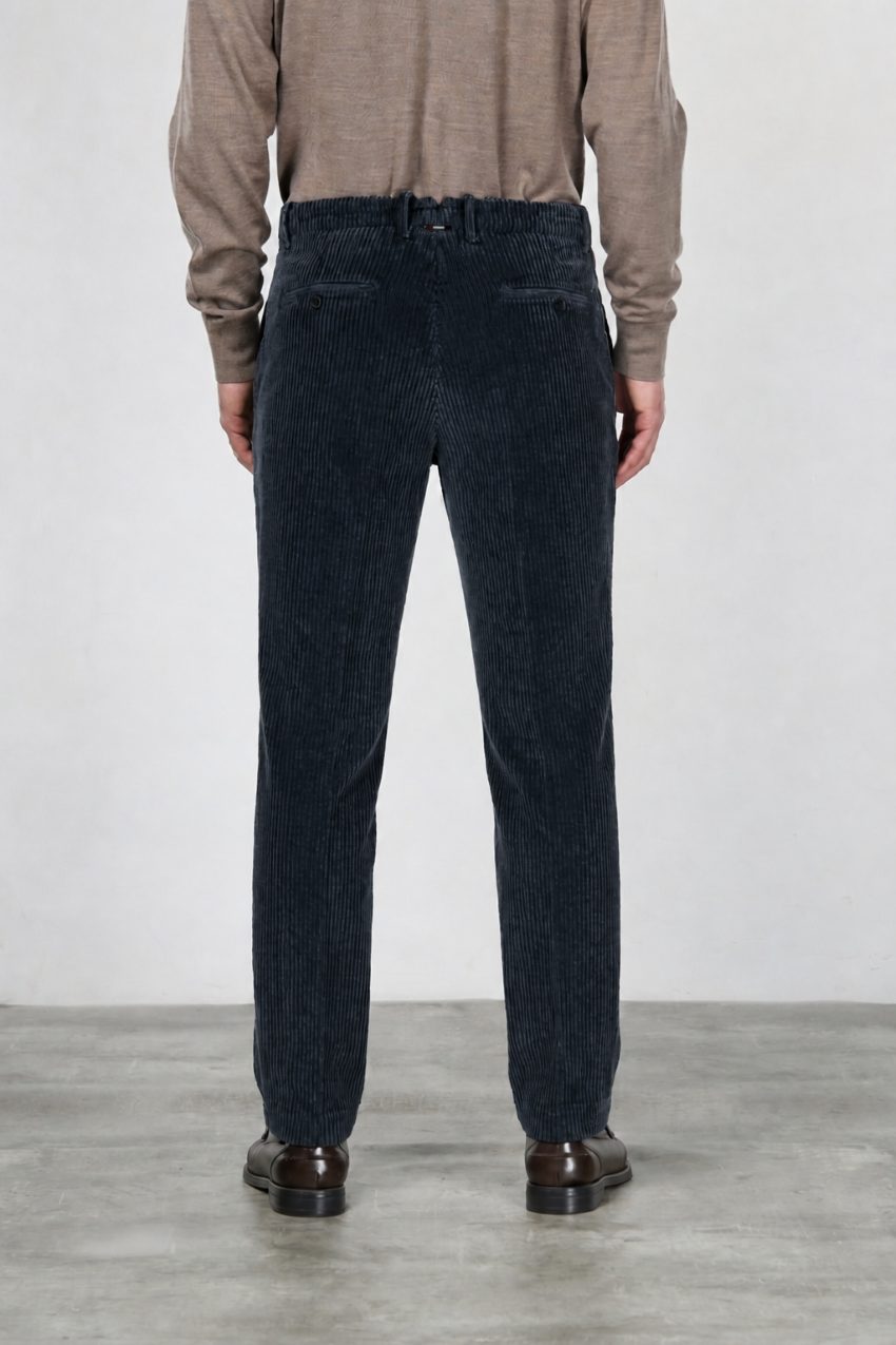 Paris pantalone chino uomo in velluto a costa larga carrot fit