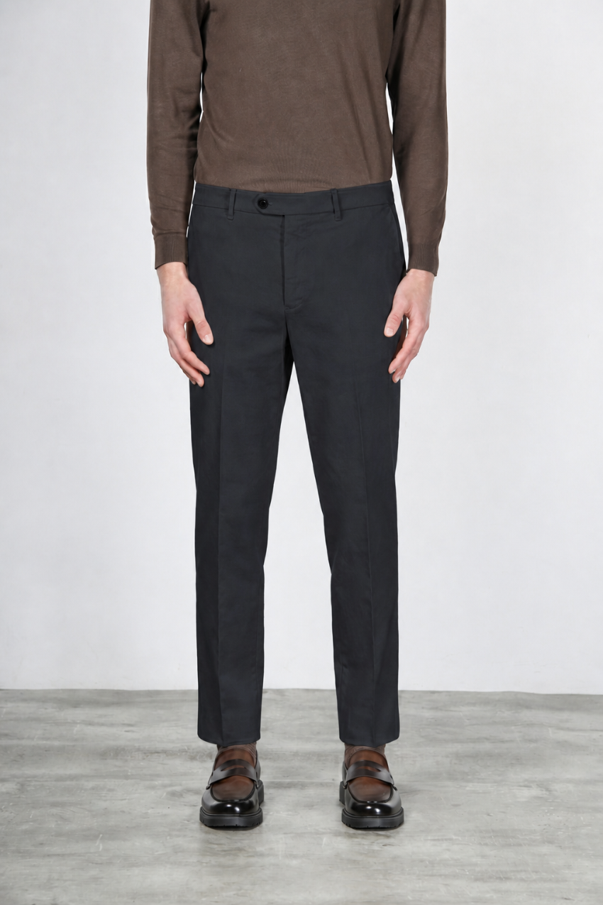 Paris pantalon chino homme en tricotine stretch carrot fit
