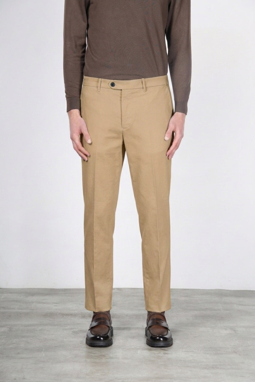 Paris pantalone chino uomo in tricotina stretch carrot fit