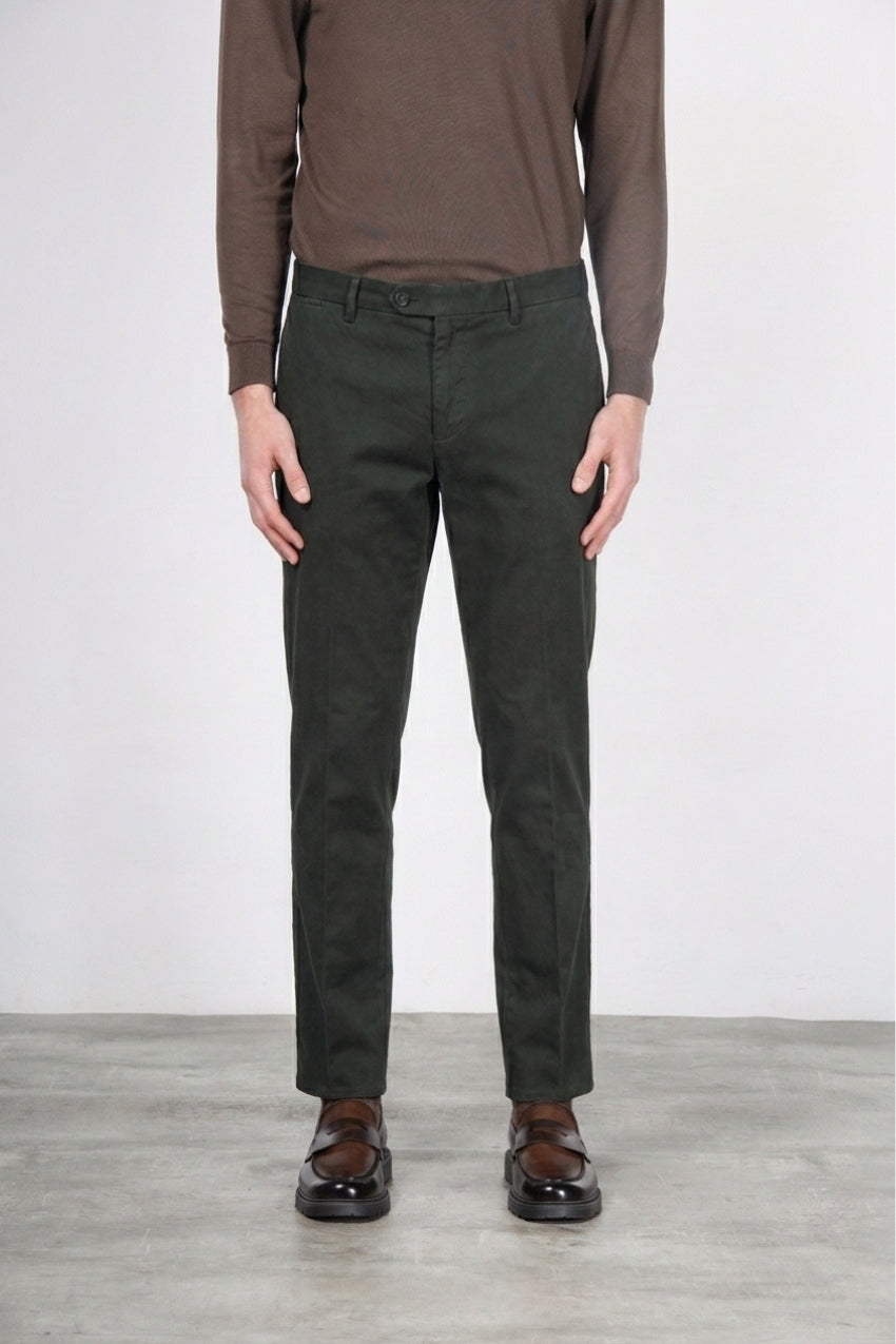 Paris pantalone chino uomo in tricotina stretch carrot fit