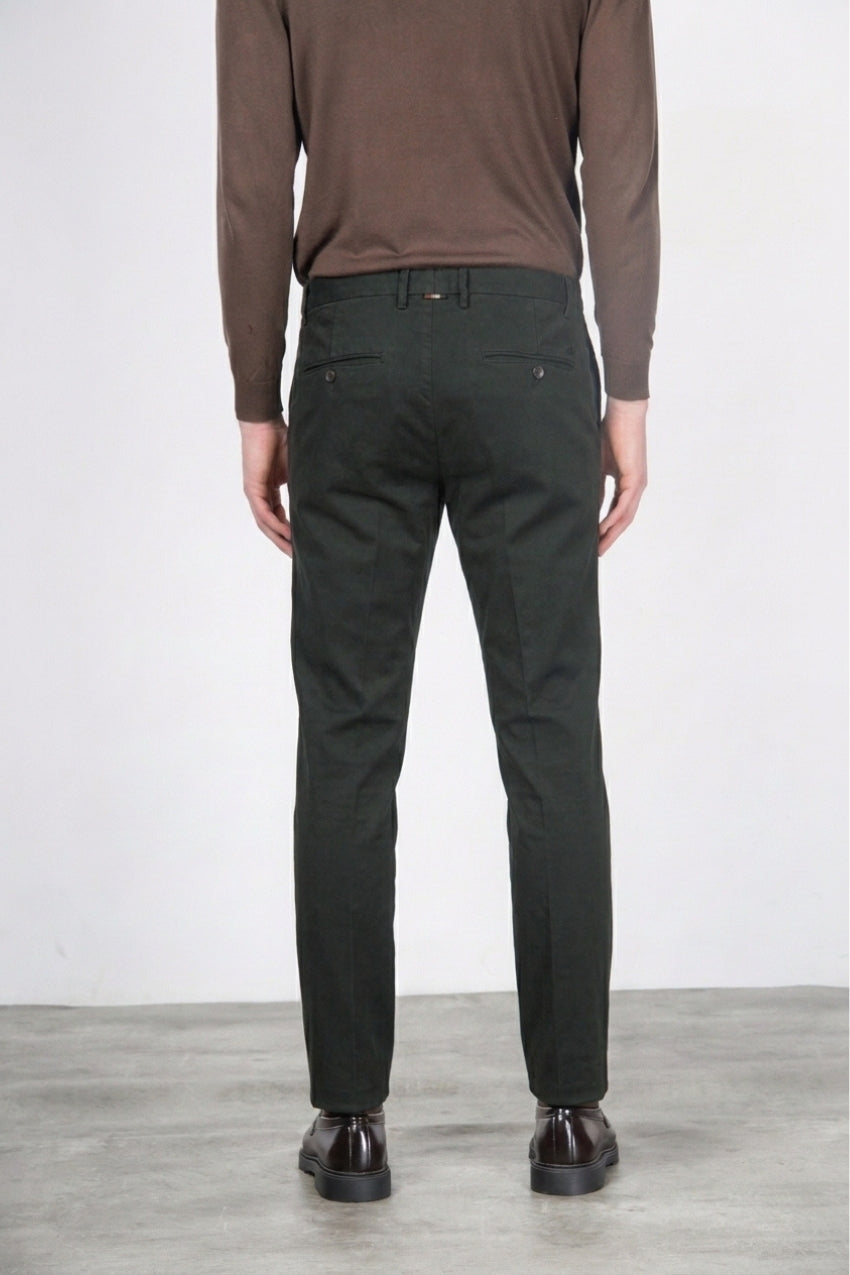 Paris pantalone chino uomo in tricotina stretch carrot fit