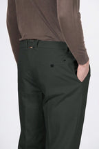 Paris pantalone chino uomo in tricotina stretch carrot fit