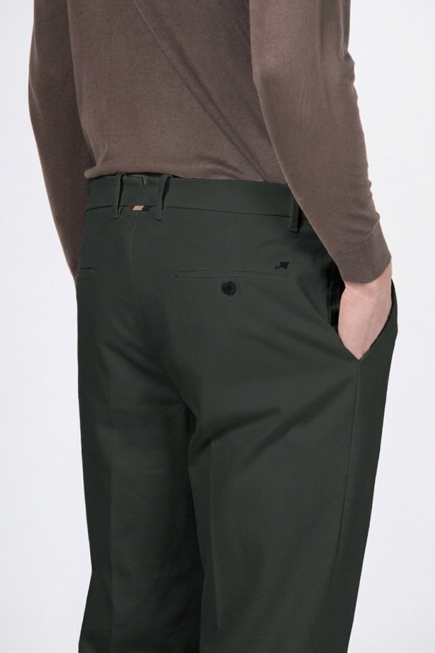 Paris pantalone chino uomo in tricotina stretch carrot fit