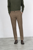 Paris men’s chino pants in cotton and wool gabardine with carrot fit