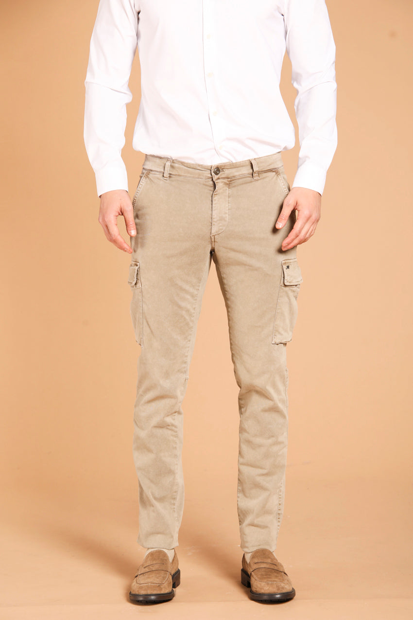 immagine 1 di pantalone cargo uomo modello Chile1 di colore beige, extra slim fit di Mason's