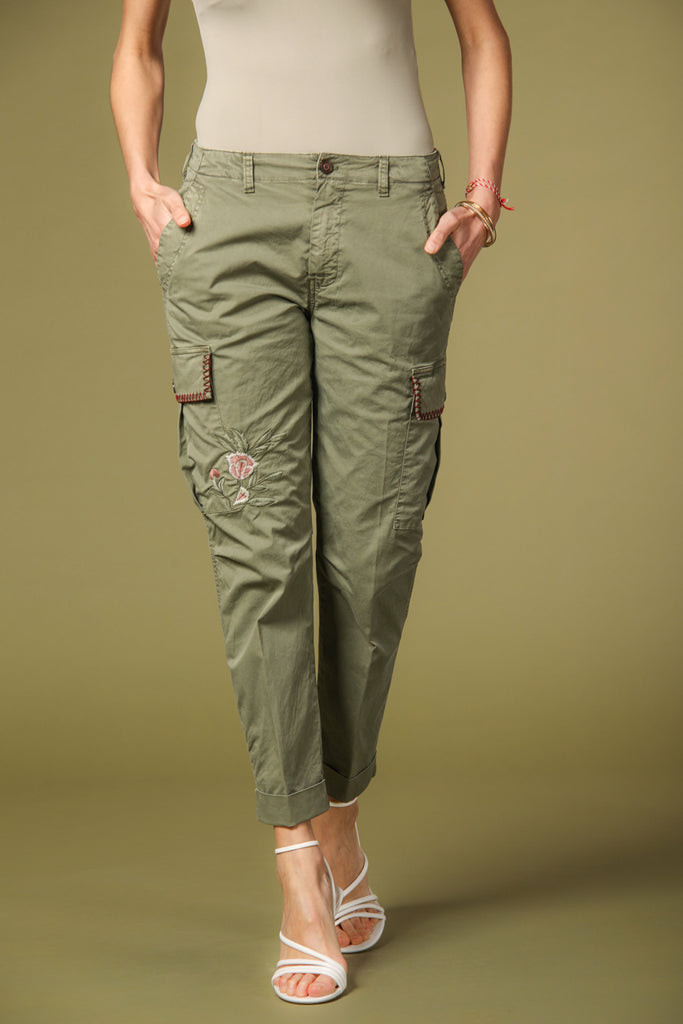 immagine 1 di pantalone cargo donna modello Judy Archivio in verde fit relaxed di Mason's