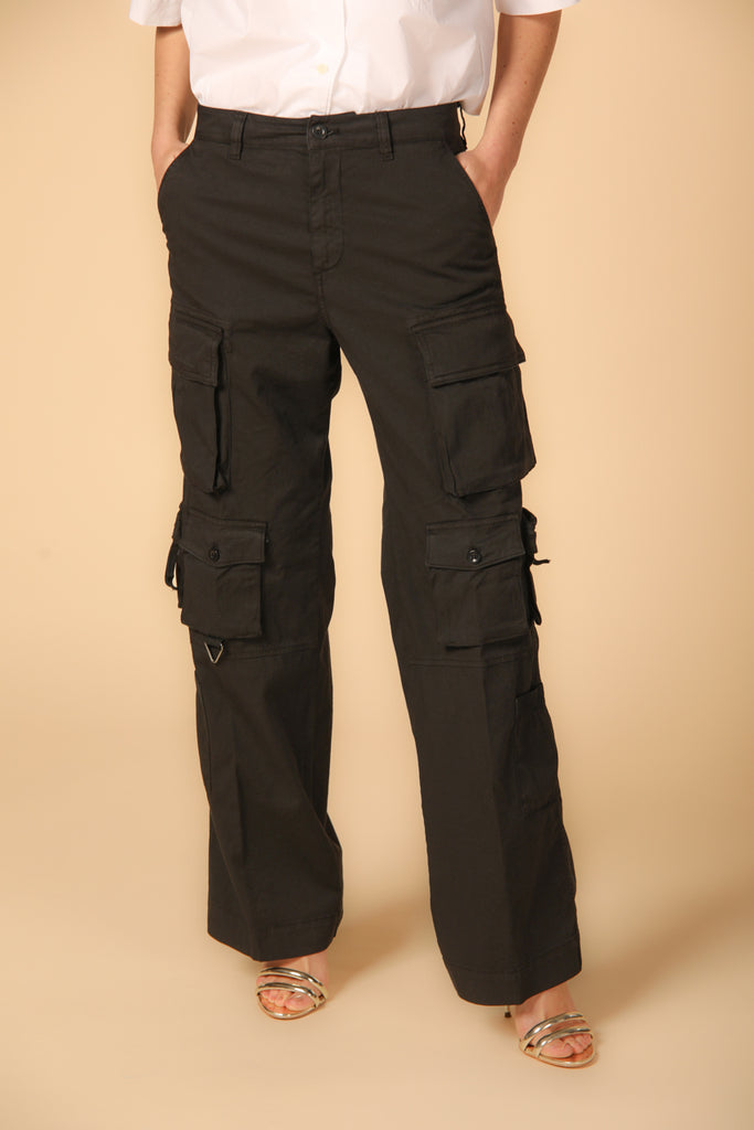 immagine 1 di pantalone cargo donna modello New Hunter in nero fit relaxed di Mason's