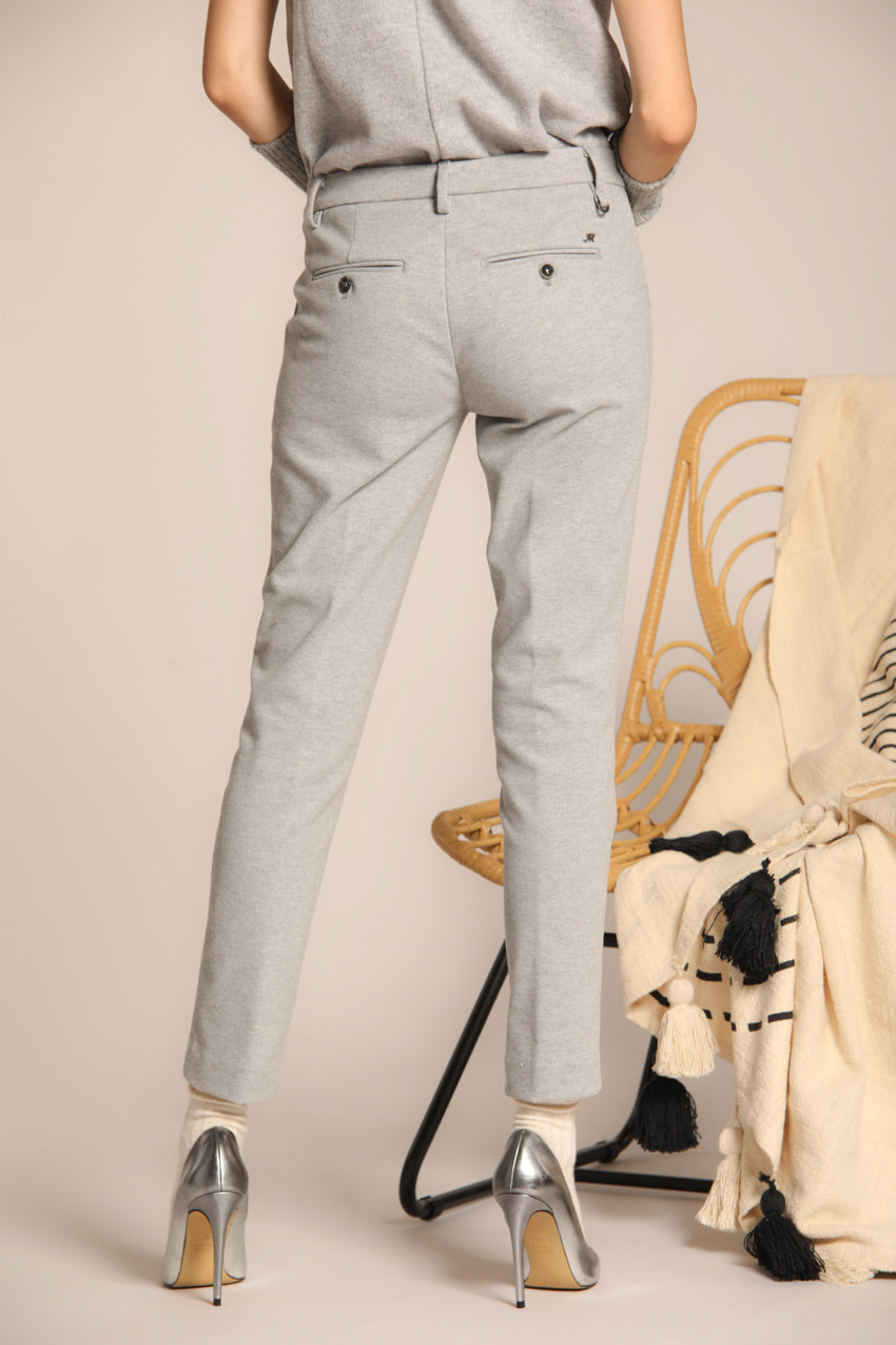 immagine 5 di pantalone chino donna, modello New York, di colore grigio melange, fit slim di mason's