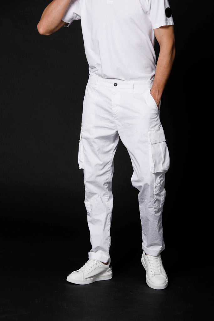 immagine 1 di pantalone cargo uomo in twill stretch limited edition modello bahamas colore bianco di Mason's