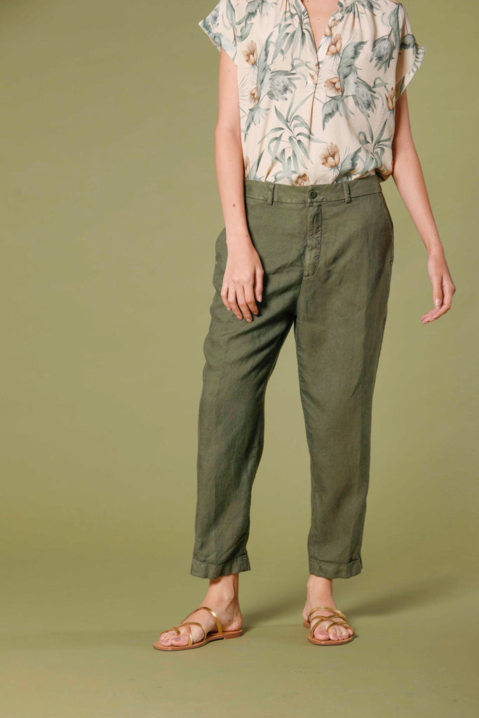 Immagine 1 di pantalone chino jogger donna in stuoia di tencel e lino color verde modello Linda Summer di Mason's