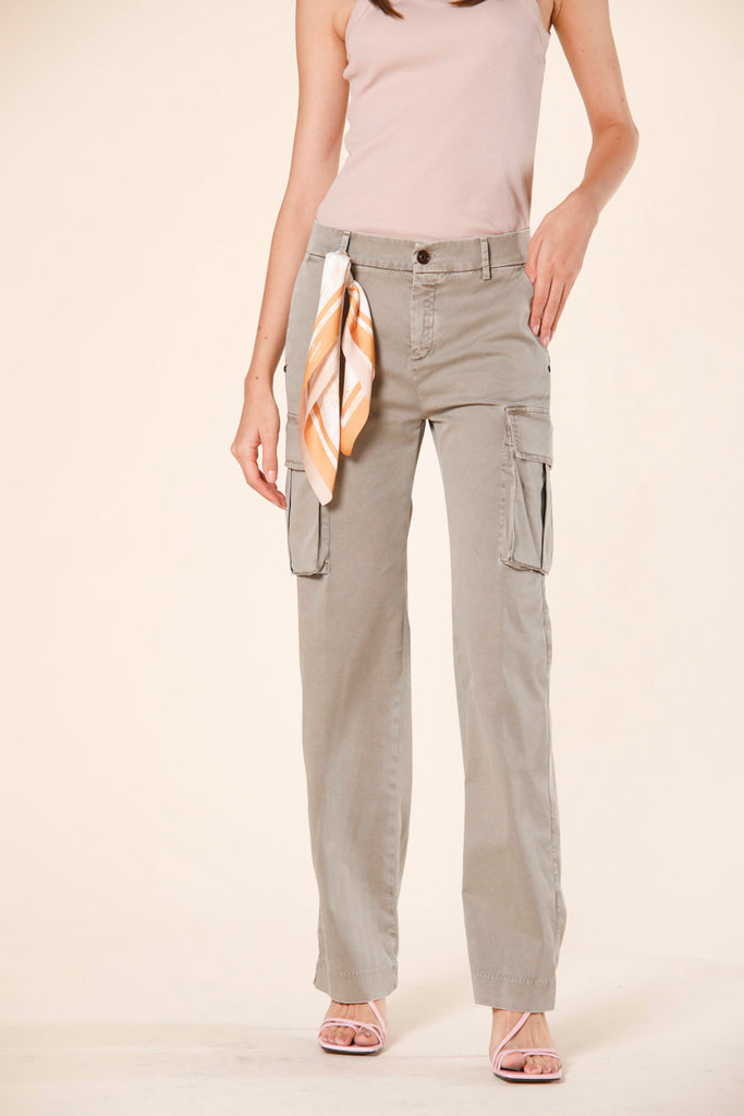 Immagine 1 di pantalone cargo donna in gabardina modello Victoria di Mason's