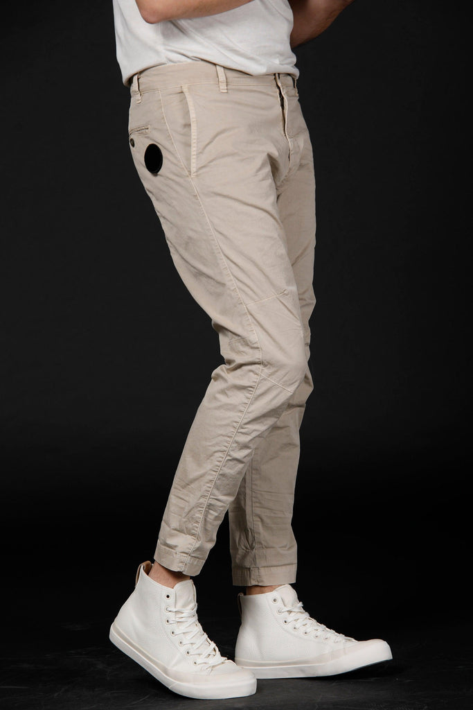 John pantalone cargo uomo in twill cotone stretch Logo edition carrot fit ①