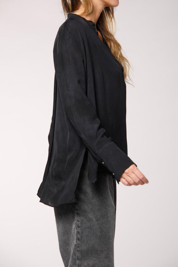 immagine 3 di camicia da donna in viscosa colore nero modello Adele W di Mason's 