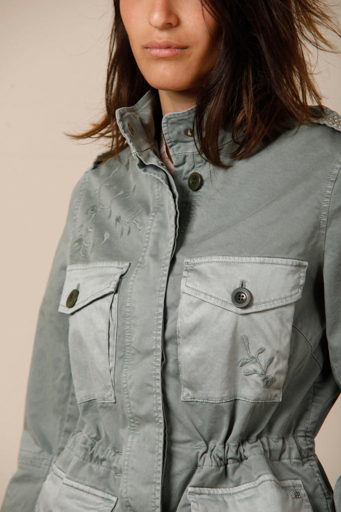 Eva field jacket da donna in cotone con coulisse ricami e borchie