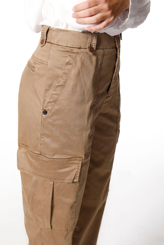 Birkin pantalone cargo donna in raso stretch con borchie curvy