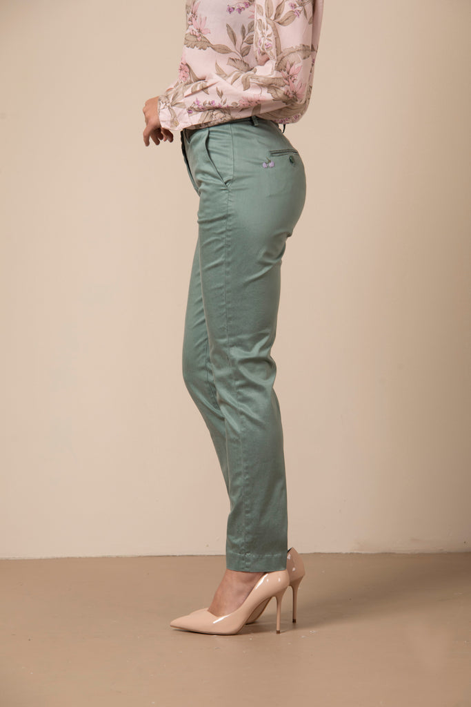 New York Slim pantalone chino donna in raso con ricamo slim
